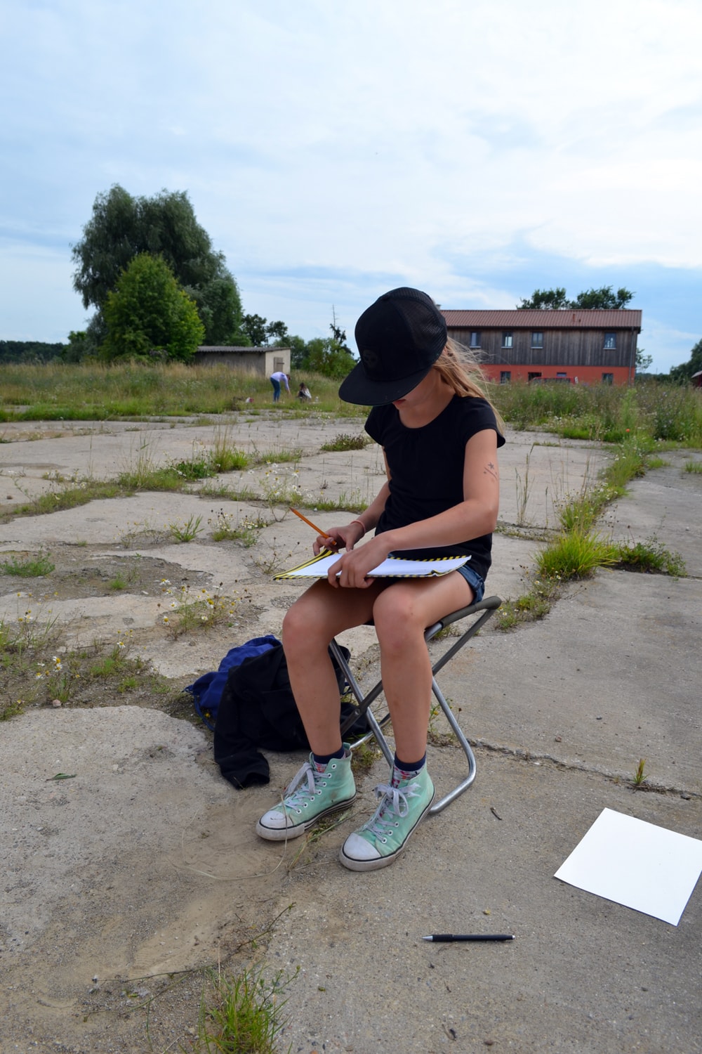 Sommerakademie 2017 in Neudorf (Uckermark): Zeichnen und Malen in der Natur
